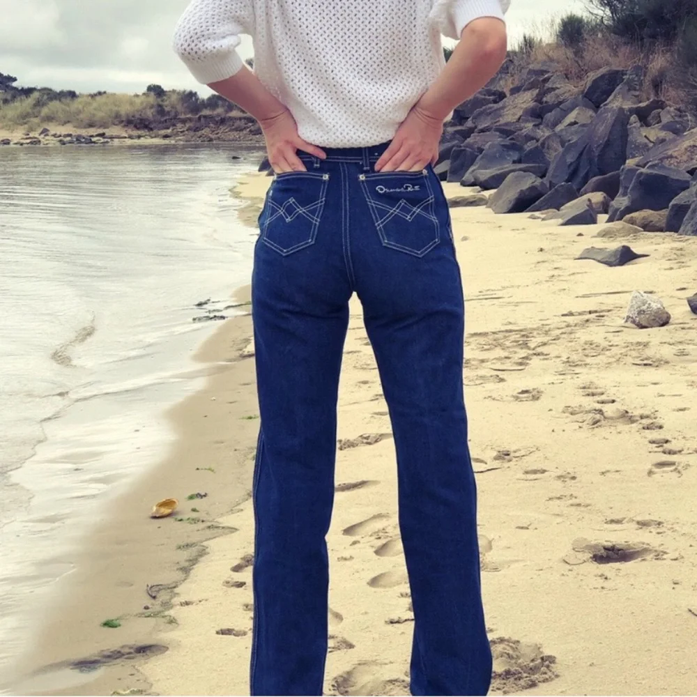Vintage 80s Oscar De La Renta Embroidered High Rise Straight Leg Jeans Size 25 - Picture 1 of 10